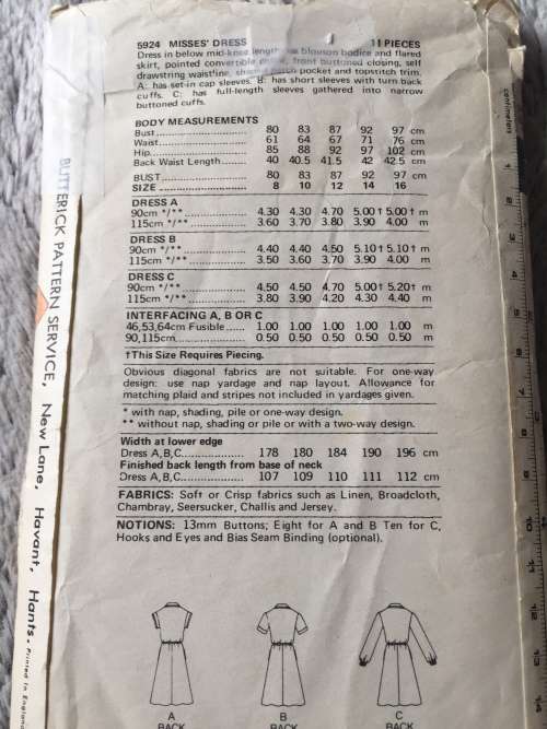 PATTERN BUTTERICK 5924 - DRESS (SIZE 16)