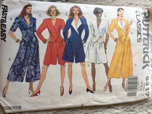 PATTERN BUTTERICK 5317 (UNUSED) - TOP, SHORTS and SPLIT SKIRT (SIZE 12-14-16)