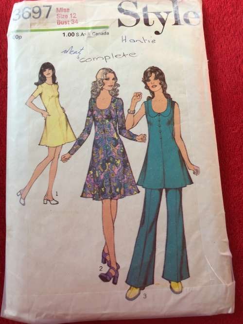 PATTERN STYLE 3697*1972 (VINTAGE)(COMPLETE) - DRESS, TUNIC, TROUSERS (SIZE 12)