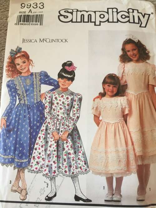 PATTERN SIMPLICITY 9933 (UNUSED) - GIRLS` DRESSES WITH TRIM VARIATIONS (SIZE 7-14)