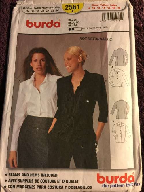 PATTERN BURDA 2561 - SEMI-FITTED BLOUSE (SIZE 8-20)