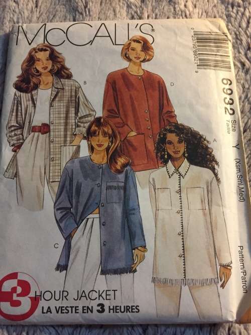 PATTERN MCCALL`S 6932 (UNUSED) - JACKETS (SIZE XS-S-M)