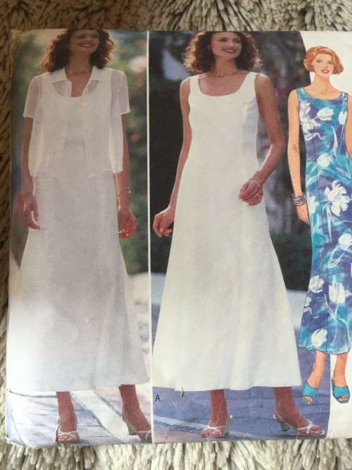 PATTERN BUTTERICK 5041 (COMPLETE, CUT ON 16) - TOP and DRESS (SIZE 12-14-16)