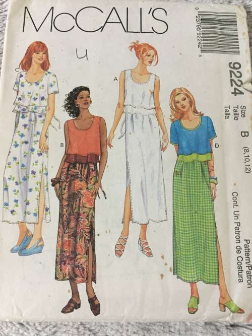 PATTERN MCCALL`S 9224 (UNUSED) - BEAUTIFUL DRESSES (SIZE 8-10-12)