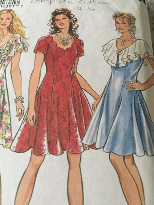 PATTERN NEW LOOK 6309 (COMPLETE, CUT ON 14/16) - DRESSES (SIZE 6-16)