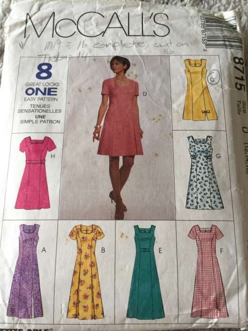 PATTERN MCCALL`S 8715 (COMPLETE, CUT ON 16) - DRESS VARIATIONS (SIZE 12-14-16)