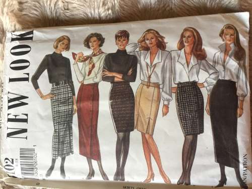 PATTERN NEW LOOK 6102 - SKIRTS (SIZE 8-18)