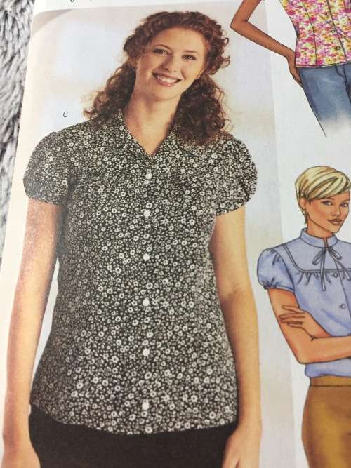 PATTERN BUTTERICK 3766 (COMPLETE, CUT ON 10) - BLOUSE VARIATIONS (SIZE 6-8-10)