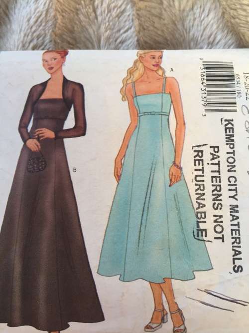 PATTERN BUTTERICK 6534 (BOW EXCL EXCLUDED) - DRESS and SHRUG (SIZE 18-20-25)