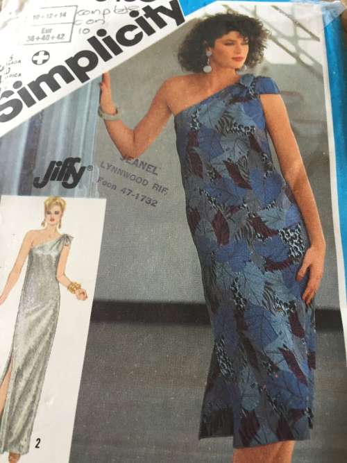 PATTERN SIMPLICITY 6430 (VINTAGE, CUT ON 10) - DRESSES (SIZE 10)