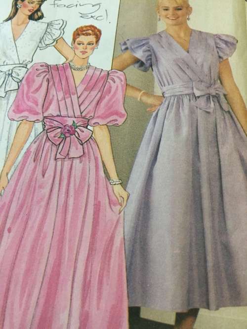 PATTERN BUTTERICK 6443 (BACK NECK FACING EXCL) - DRESSES (SIZE 14)