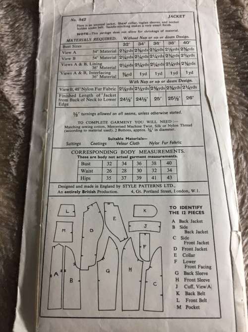 PATTERN STYLE 842  (VERY VINTAGE, TIDY PATTERNS) - UNUSUAL JACKETS (SIZE 32)