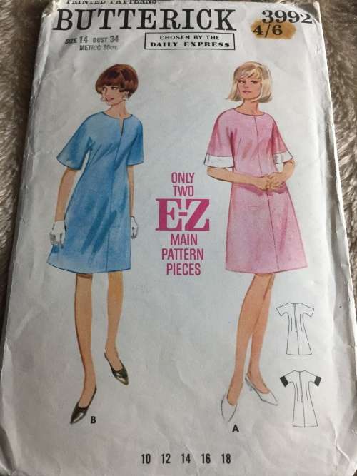 PATTERN BUTTERICK 3992 (VERY VINTAGE, TIDY PATTERNS) - ONE PIECE DRESS (SIZE 14)