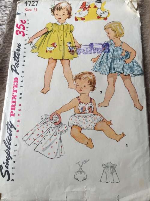 PATTERN SIMPLICITY 4727 (NEAT & TIDY PATTERN) - TODDLERS` ROMPER SUNSUIT,DRESS (SIZE HALF YRS)