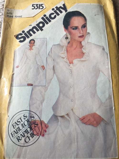 PATTERN SIMPLICITY 5315 (VINTAGE, BOUGHT FROM OWNER) - JACKET & SKIRT (SIZE 12)