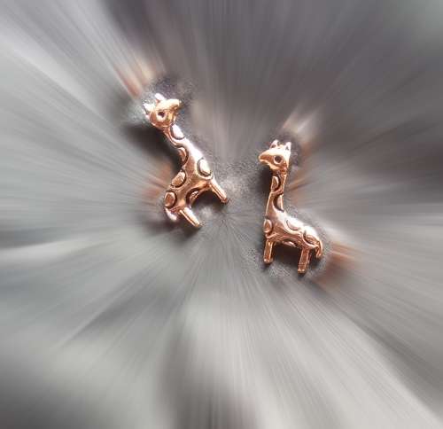 Gorgeous Gold Giraffe stud earrings