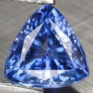 Top quality and colour!   AAA+ Cornflower Blue  Ceylon Sapphire!    2.210 cts.  Vs1 Clarity.