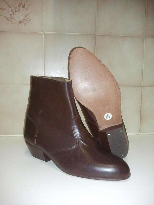 Brown leather fashion boot