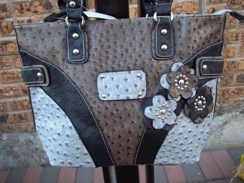 LAST ONE**Gorgeous ladies designer style faux ostrich leather in GREY. GREAT QUALITY, GREAT BUY!