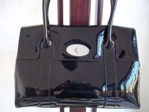 LAST ONE**HI GLOSS PATENT**designer BAGS From ITALY-HIGH QUALITY, GREAT DESIGN- BLACK