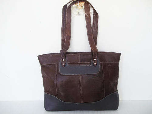 Only One!**stunning 100% SOFT LAMB REAL leather LARGE TRAVEL/HAND BROWN. Travel in STYLE!
