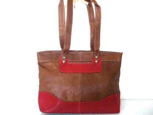 Only One!**stunning 100% SOFT  REAL leather LARGE TRAVEL/HAND BROWN. Travel in STYLE!