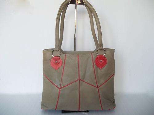 New Arrivals*Only one*Stunning 100% REAL LEATHER HAND BAG  in CAMEL- Great quality