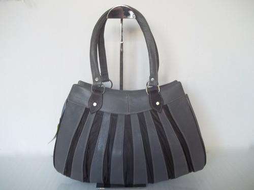 New Arrivals*Only one*Stunning REAL LEATHER HAND BAG  in Black & Grey- Great quality, Great buy!