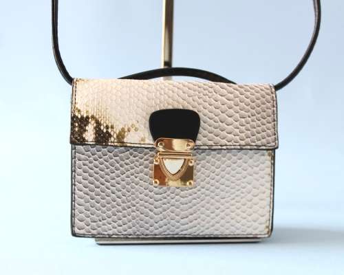 Gorgeous Kiddies MOC CROC Handbags, Available in 2 colors. Be the coolest on the block!