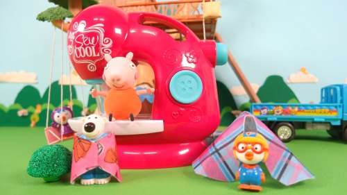 Peppa Pig Sewing Machine with accessories- Its really sews and plays Music-Great fun!
