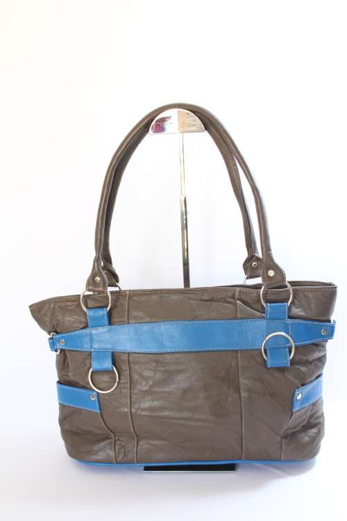 Stunning REAL LEATHER HANDBAG - Classical style!