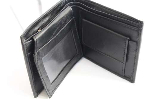 Stunning  MENS Genuine LEATHER WALLET in Black with brown trim-Excellent Quality!