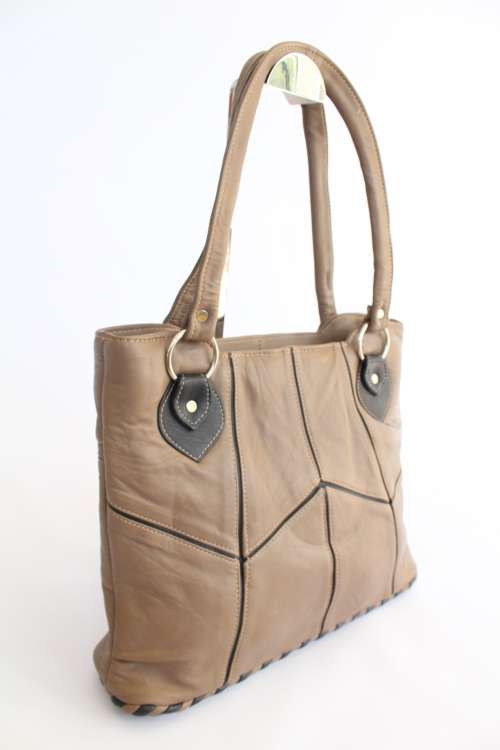 **New Arrival**Stunning Real Leather HANDBAG - Gorgeous Natural Colour!Classical style!