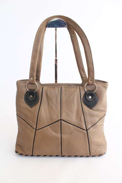 **New Arrival**Stunning Real Leather HANDBAG - Gorgeous Natural Colour!Classical style!