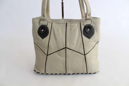 **New Arrival**Stunning Real Leather HANDBAG - Gorgeous Natural Colour!Classical style!