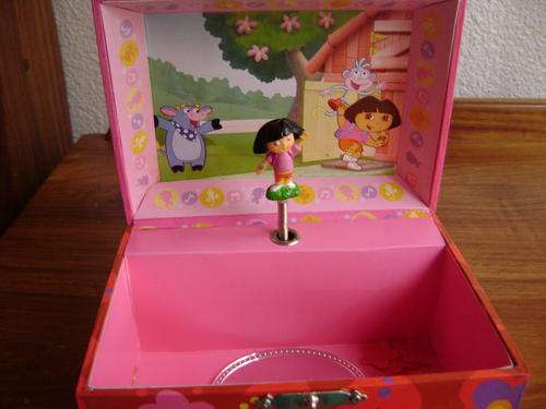 Beautiful ***DORA The Explora*** musical jewellery box