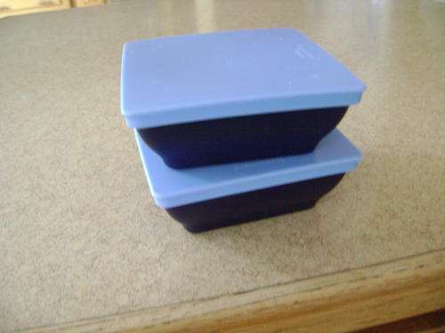 2x Small Tupperware containers- Original tupperware