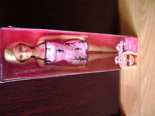 Original BARBIE dool by Mattel Inc