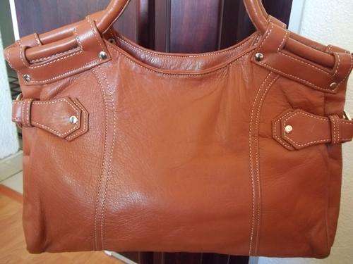 **LAST ONE**tunning 100%  Genuine leather  Hand Bag in  BROWN. Great modern style, made to last!
