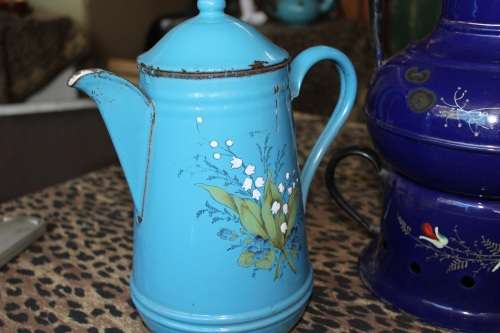 Old coffee pots and pepper grinder