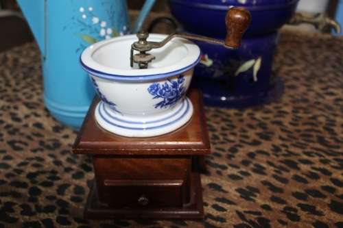 Old coffee pots and pepper grinder