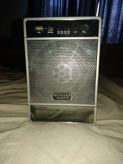 Netgear ReadyNAS NV2+ Network Storage: 4 Bay Hot Swappable drives (4 x 2Tb Seagate HDD's included)