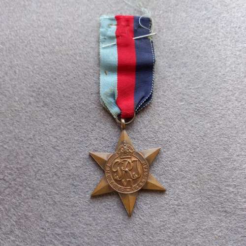 1 X WW2 FULL SIZE MEDAL: THE 1939-1945 STAR MEDAL AWARDED TO C.N. TAYLOR. No. 243122