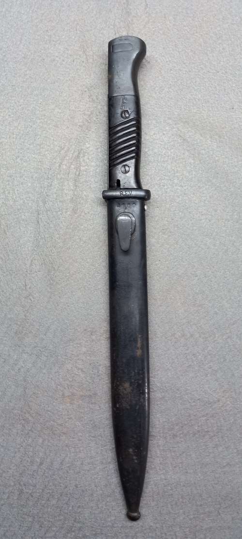 ORIGINAL WW2 GERMAN MAUSER BAYONET. BERG and CO. 1937. VERY GOOD CONDITION