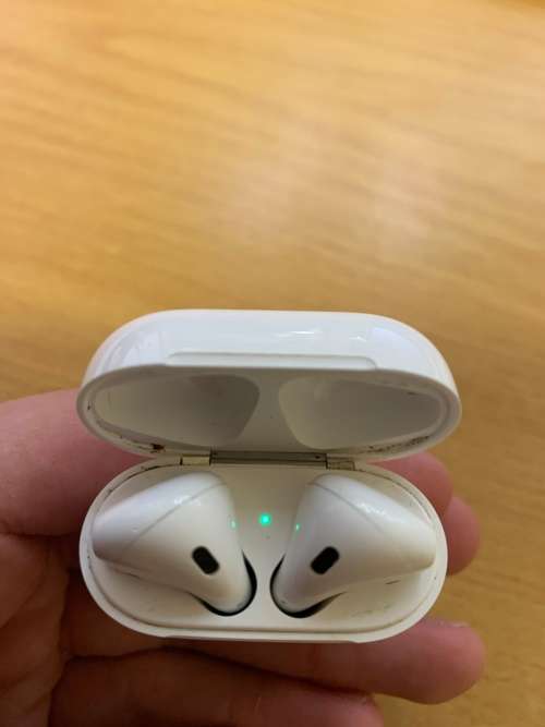 Apple AirPods 2nd Generation