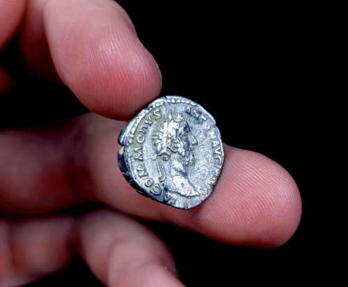 Roman Empire | Emperor Commodus | Silver Denarius