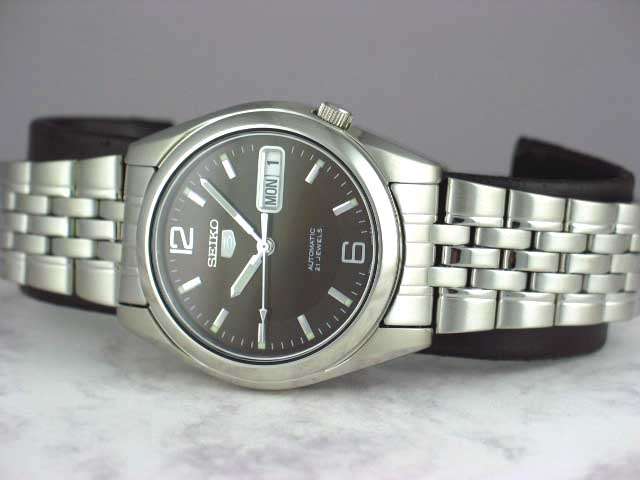 SEIKO MENS AUTOMATIC SEE THRU STEEL WATCH SNK391 NEW AT r1 NO RESERVE!!