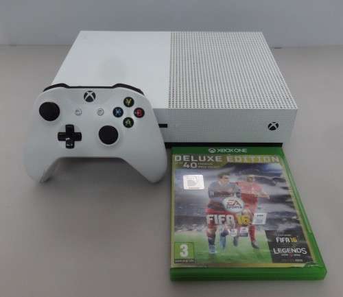 Xbox One S (Model 1681)