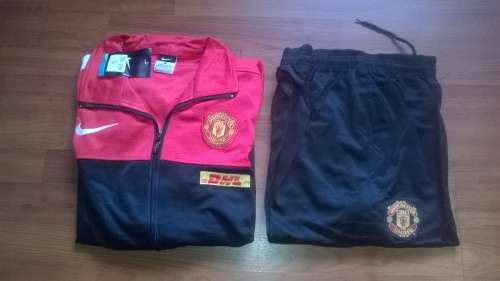 NIKE Manchester United Tracksuit - Large