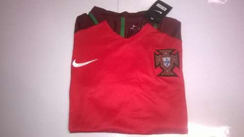 NIKE Portugal 2016 Kit - Medium